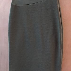 Lularoe green pencil Cassie skirt